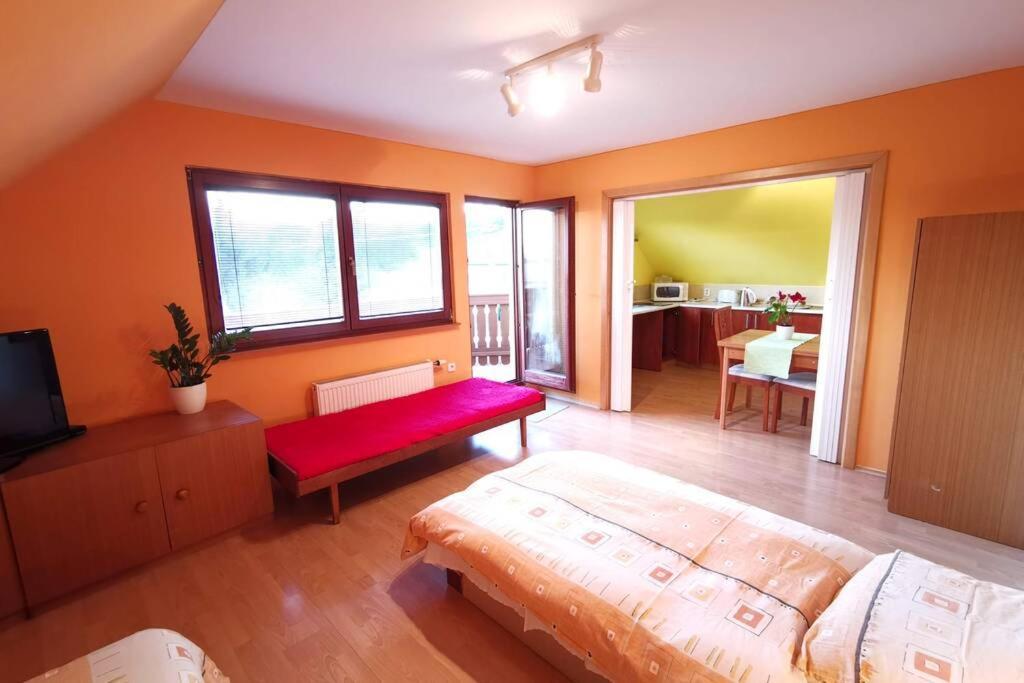 Apartmán Adrianka Turcianske Teplice Bagian luar foto